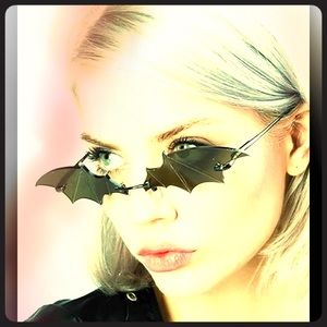 Bat sunglasses! 🦇